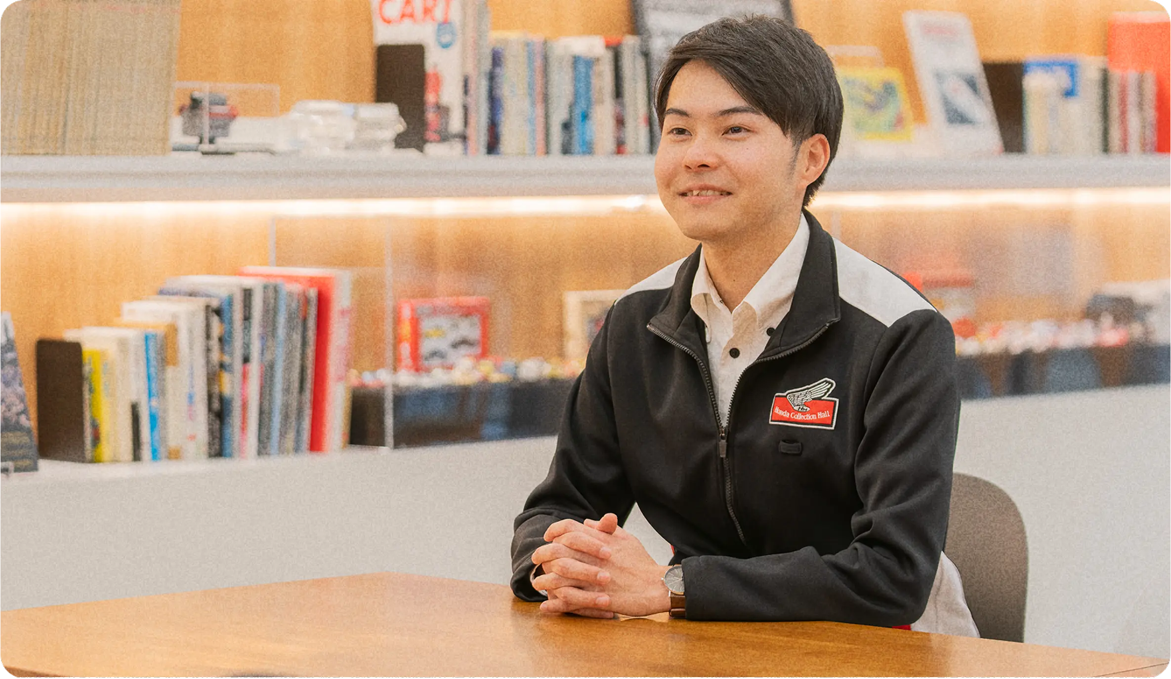 アミューズメント担当H.S.のインタビュー写真